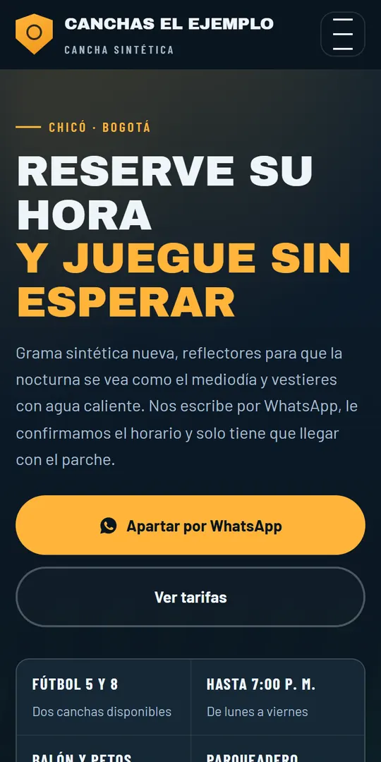 Muestra de ejemplo de la página de una cancha, vista en un celular.